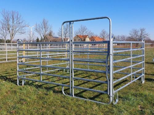 Panelbox "Classic" für Pferde und Ponys 3m x 3,6m