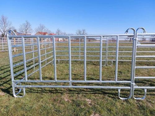 BRAMA WEST Laufbox mit Fressgitter 9m x 3,6m