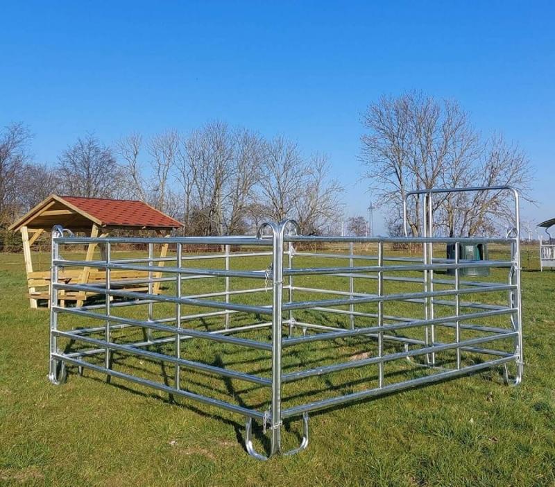 Panelbox "Classic XL" für Pferde und Ponys 3,6m x 3,6m