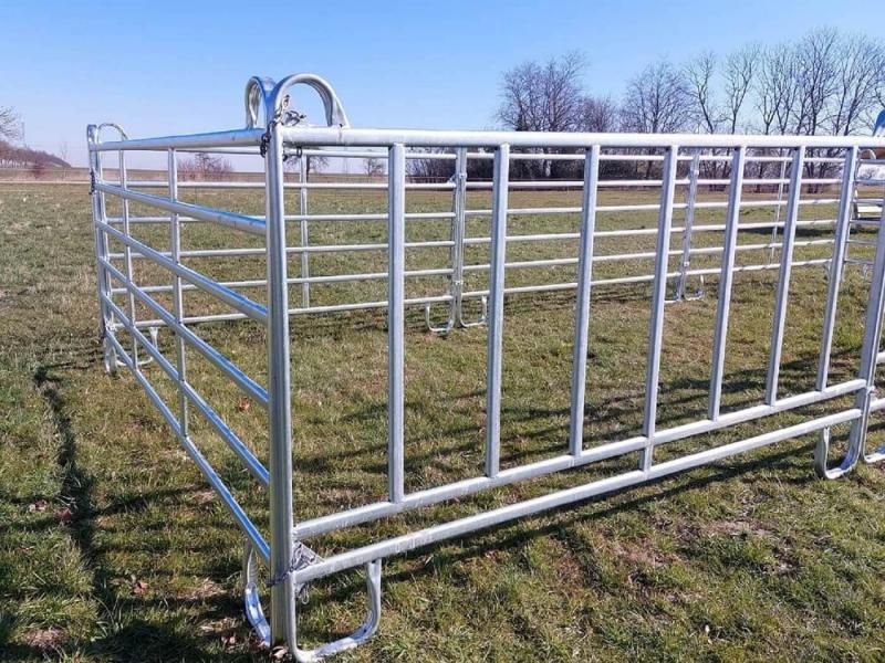 BRAMA WEST Laufbox mit Fressgitter 9m x 3,6m