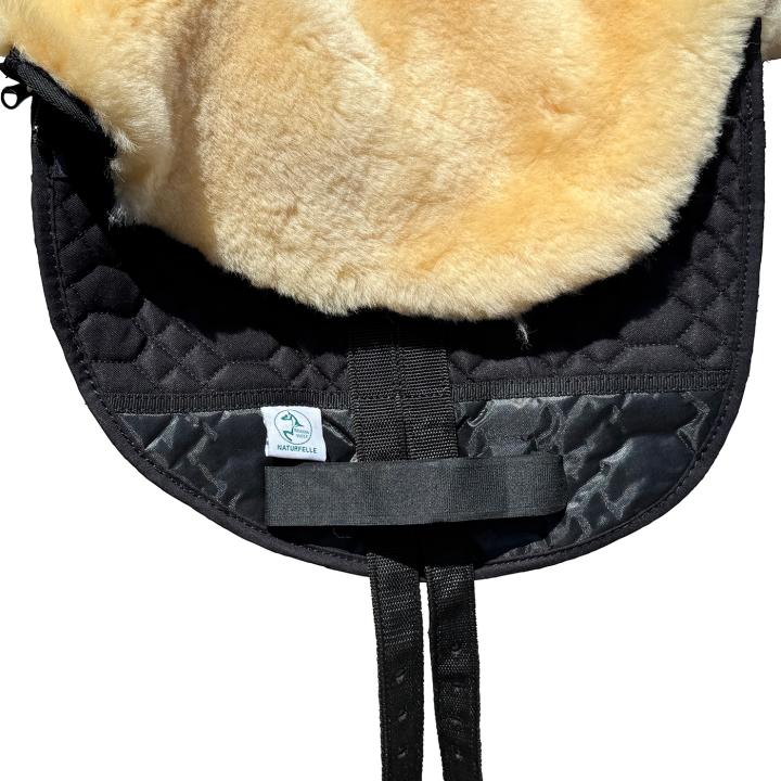 Brama-West Lammfellsattel – 100 % Merino-Lammfell